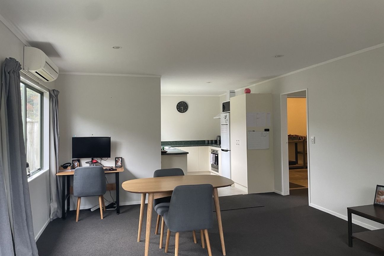 Neat and tidy 2 bedroom in Johnsonville - Widok 4