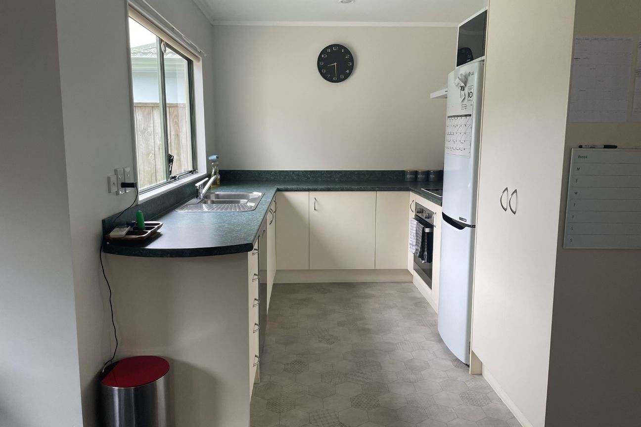 Neat and tidy 2 bedroom in Johnsonville - Widok 3