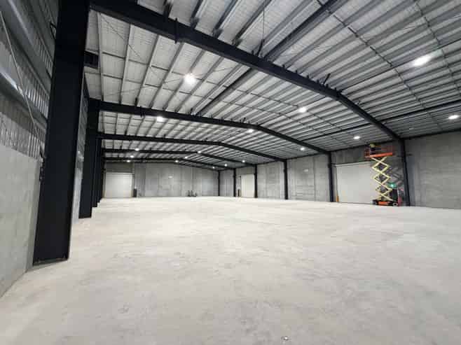 Premium, Large New Build Industrial