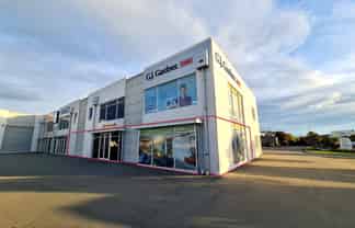 Ground floor showroom and office now available