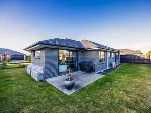 33 Lock Crescent, Kaiapoi