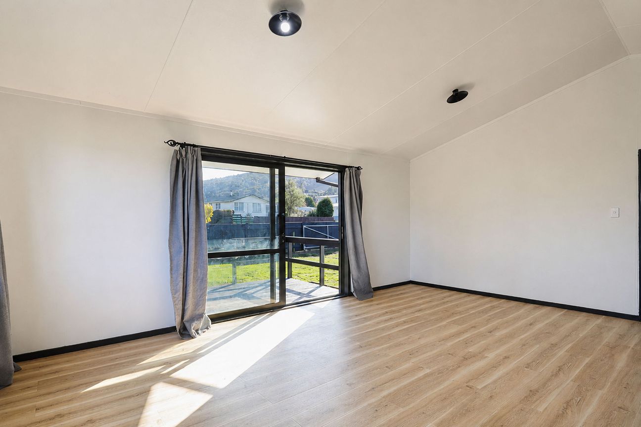 Sunny, Secure & Full of Potential - Aanzicht 5
