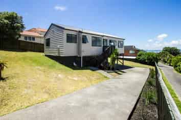 6 Worthington Place, West Harbour