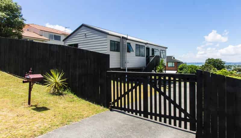 6 Worthington Place, West Harbour