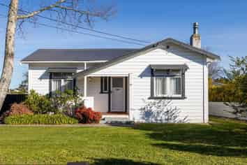 27 Fleet Street, Solway