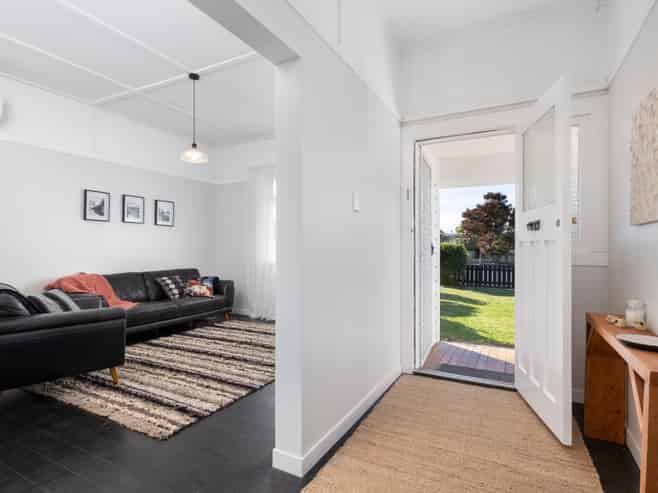 27 Fleet Street, Solway