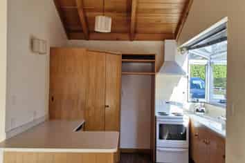 2/2 Tiverton Crescent, Whalers Gate