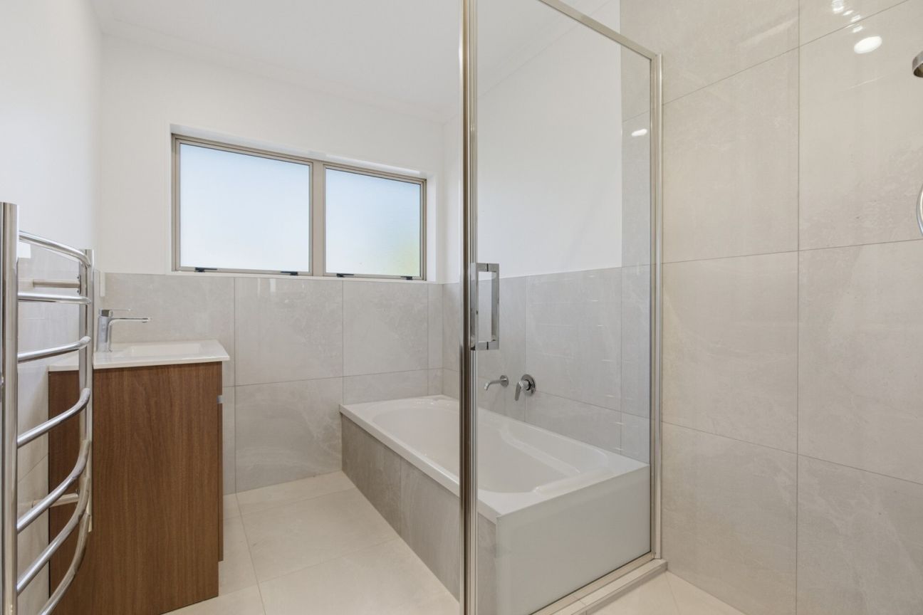 Location & Peace of Mind in Pyes Pa - Widok 6
