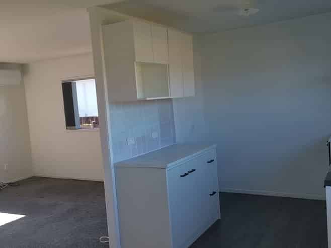 7 Helleur Road, Massey