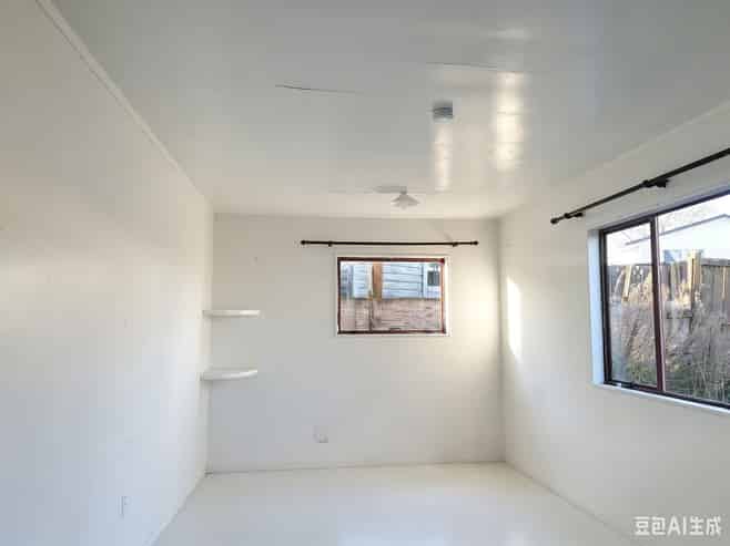 7 Helleur Road, Massey