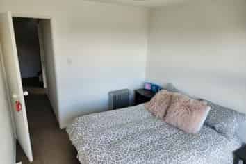 Auckland - Address withheld