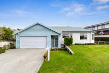 40 Te Puia Drive, Aotea