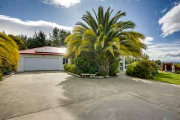 573a Whakapirau Road, Maraekakaho