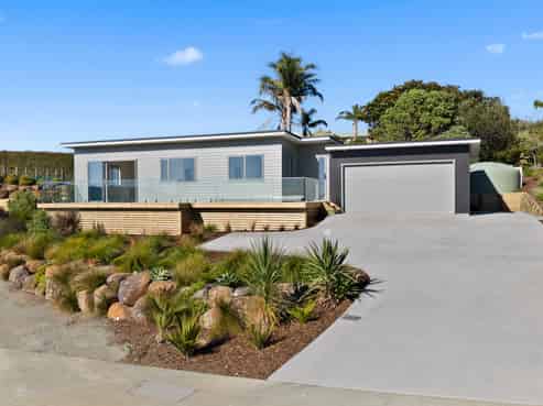 8 Stoney Bay Lane, Cable Bay