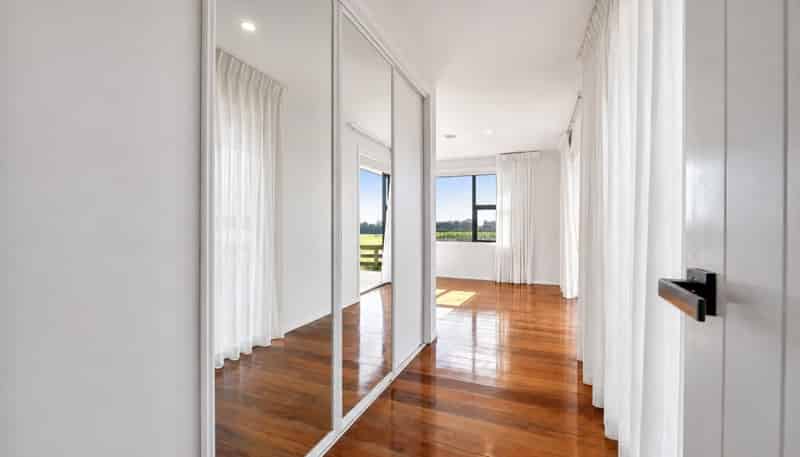 1384 Egmont Road, Egmont Village
