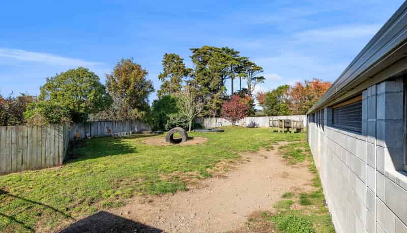 1384 Egmont Road, Egmont Village