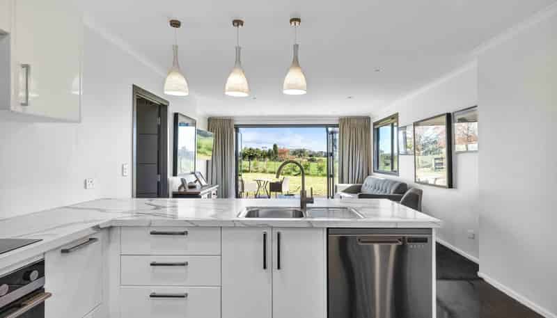 1384 Egmont Road, Egmont Village