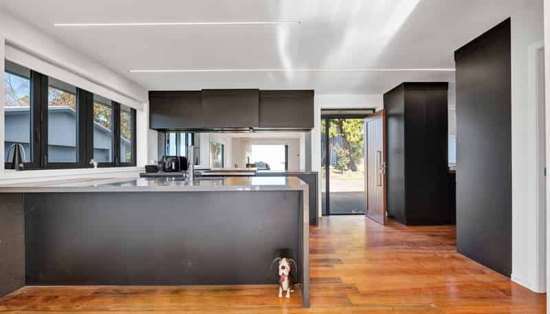1384 Egmont Road, Egmont Village