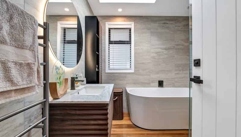 1384 Egmont Road, Egmont Village