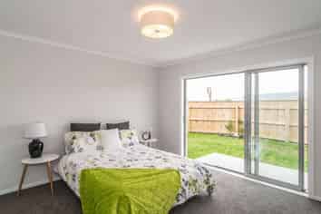 96 Mazengarb Rd, Paraparaumu Beach