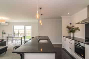 96 Mazengarb Rd, Paraparaumu Beach