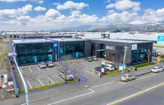 Modern Office, onsite parking