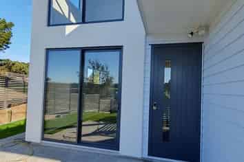 1 Koreke Close, Porirua