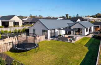 54 Les Wakefield Road, Mapua