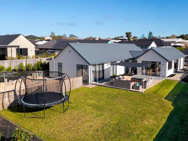 54 Les Wakefield Road, Mapua