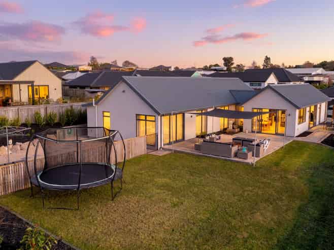 54 Les Wakefield Road, Mapua