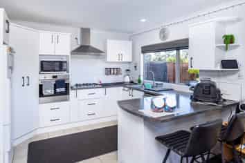 24 Gordon Davies Lane, Huntington
