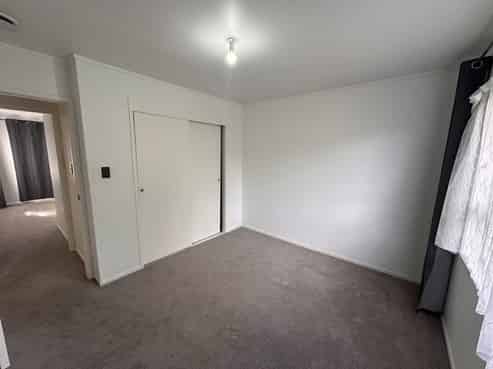 10 Sunnyridge Place , Hillsborough