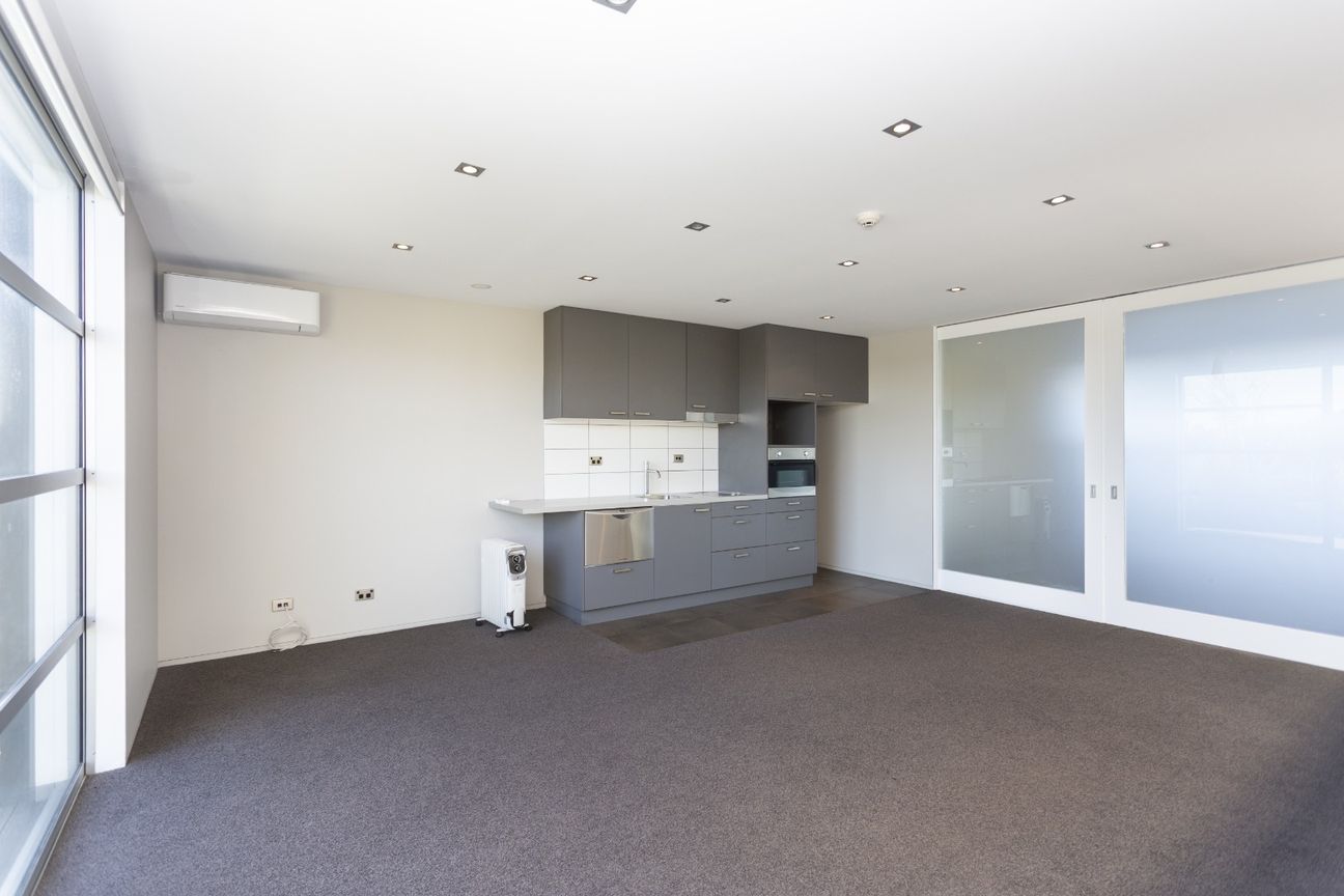 Apartment in Christchurch, Ferrymead - More