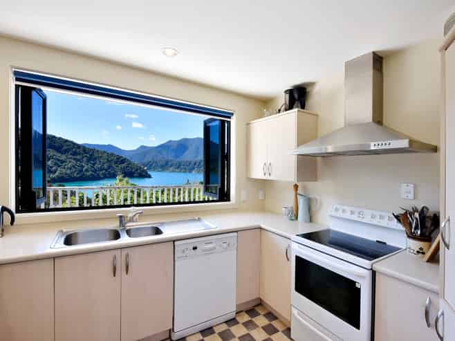 20 Worlds End Road, Tennyson Inlet