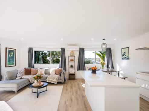 37A Lysander Crescent, Beach Haven