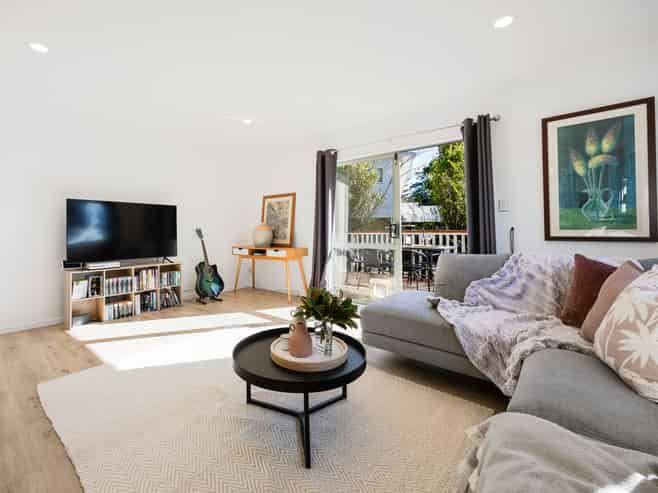 37A Lysander Crescent, Beach Haven