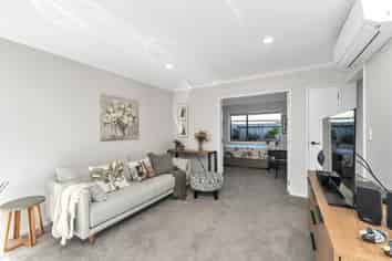 71/42 Main Road, Tawa