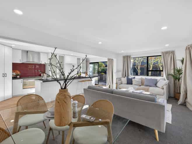 3 Regalwood Close, Parklands
