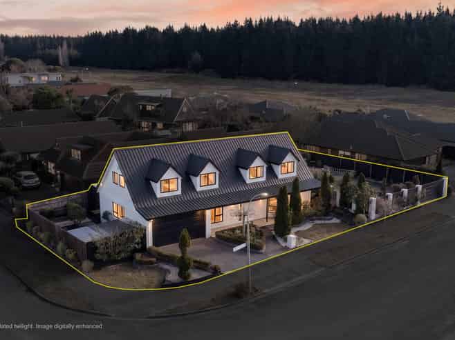 3 Regalwood Close, Parklands