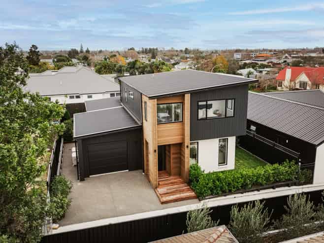 28B Lucknow Road, Havelock North