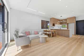 2/30 Kiteroa Terrace, Rothesay Bay