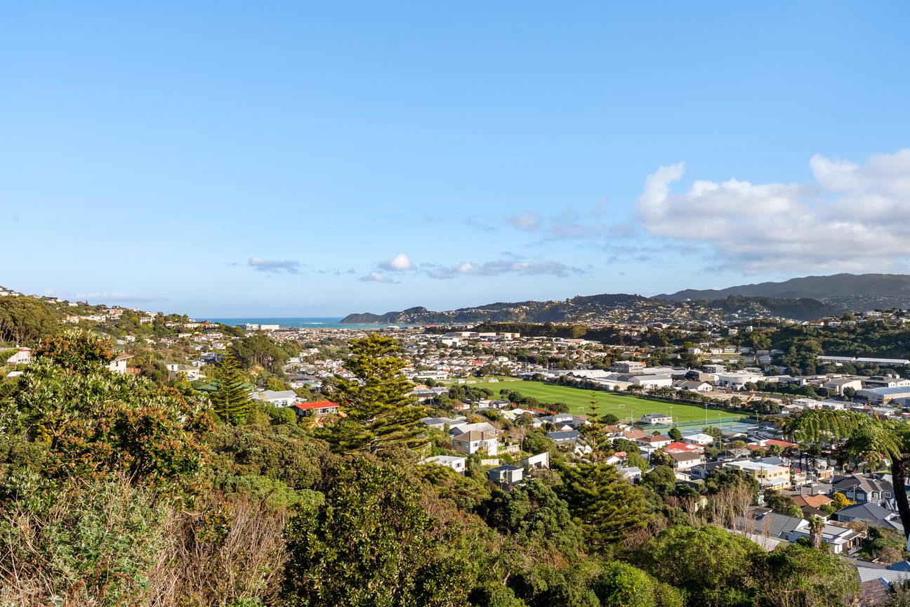 FAMILY LIVING WITH STUNNING VIEWS & SPACE – pohled 5