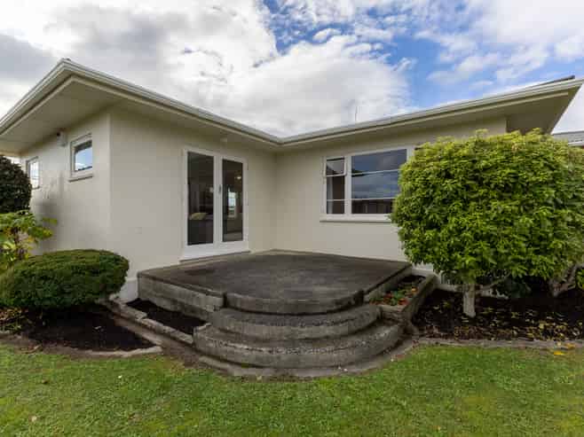 11 Aberdeen Avenue, Takaro