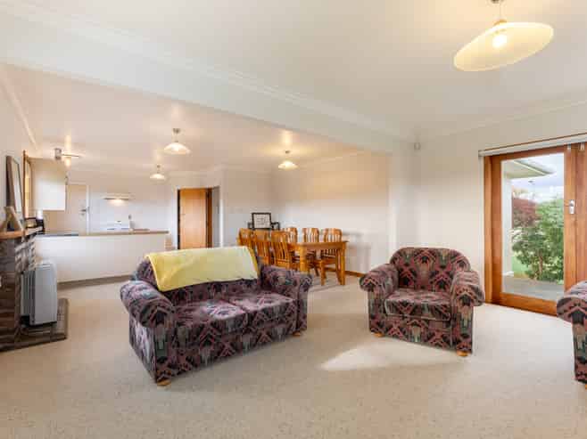 11 Aberdeen Avenue, Takaro
