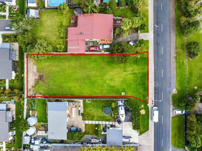 72R Karaka Road, Beachlands