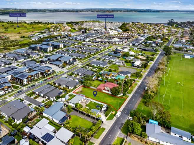 72R Karaka Road, Beachlands
