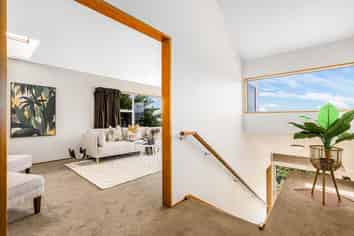 37 Kahu Road, Paremata