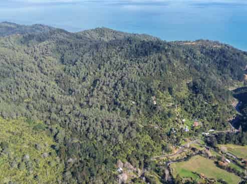 1 Tapu Heights Rise, Tapu