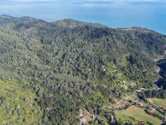 1 Tapu Heights Rise, Tapu