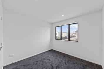 25 Whiteywood Street, Westgate
